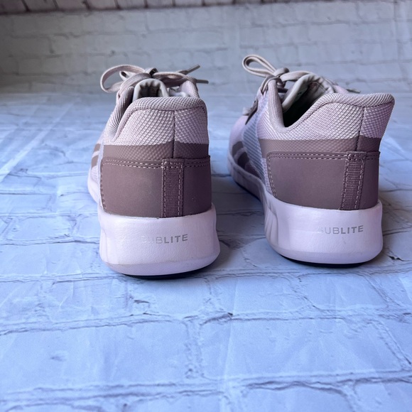 Women's Reebok Sublite Legend Composite Toe Work Sneaker Size 8 Extra Wide Toe - Picture 8 of 11